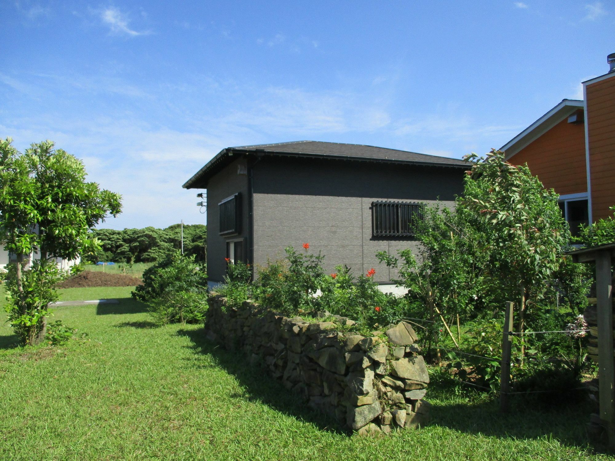 Cottage Orange House Yakushima Jakušima Exteriér fotografie